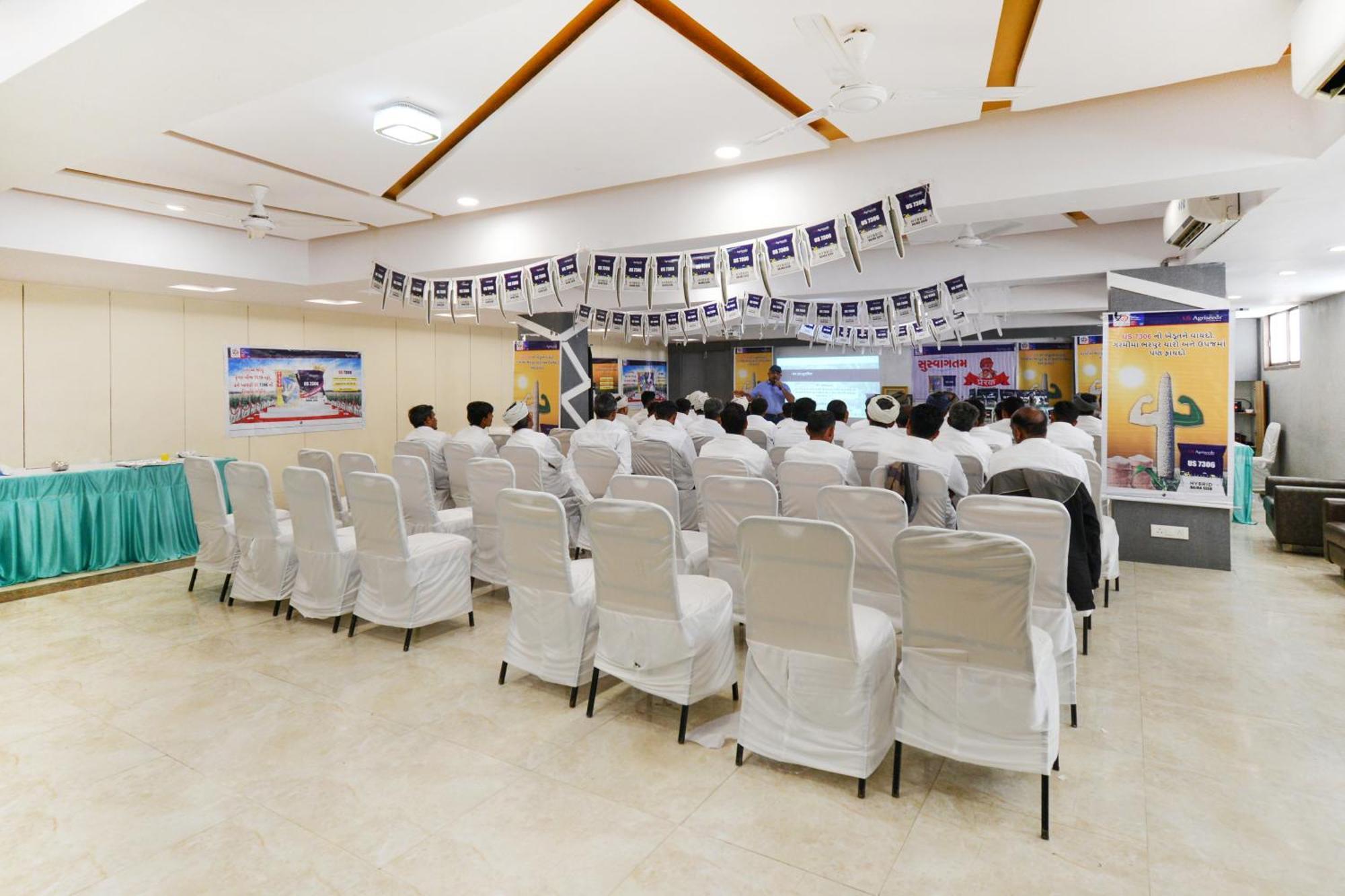 Hotel Desert Inn Tharad 외부 사진