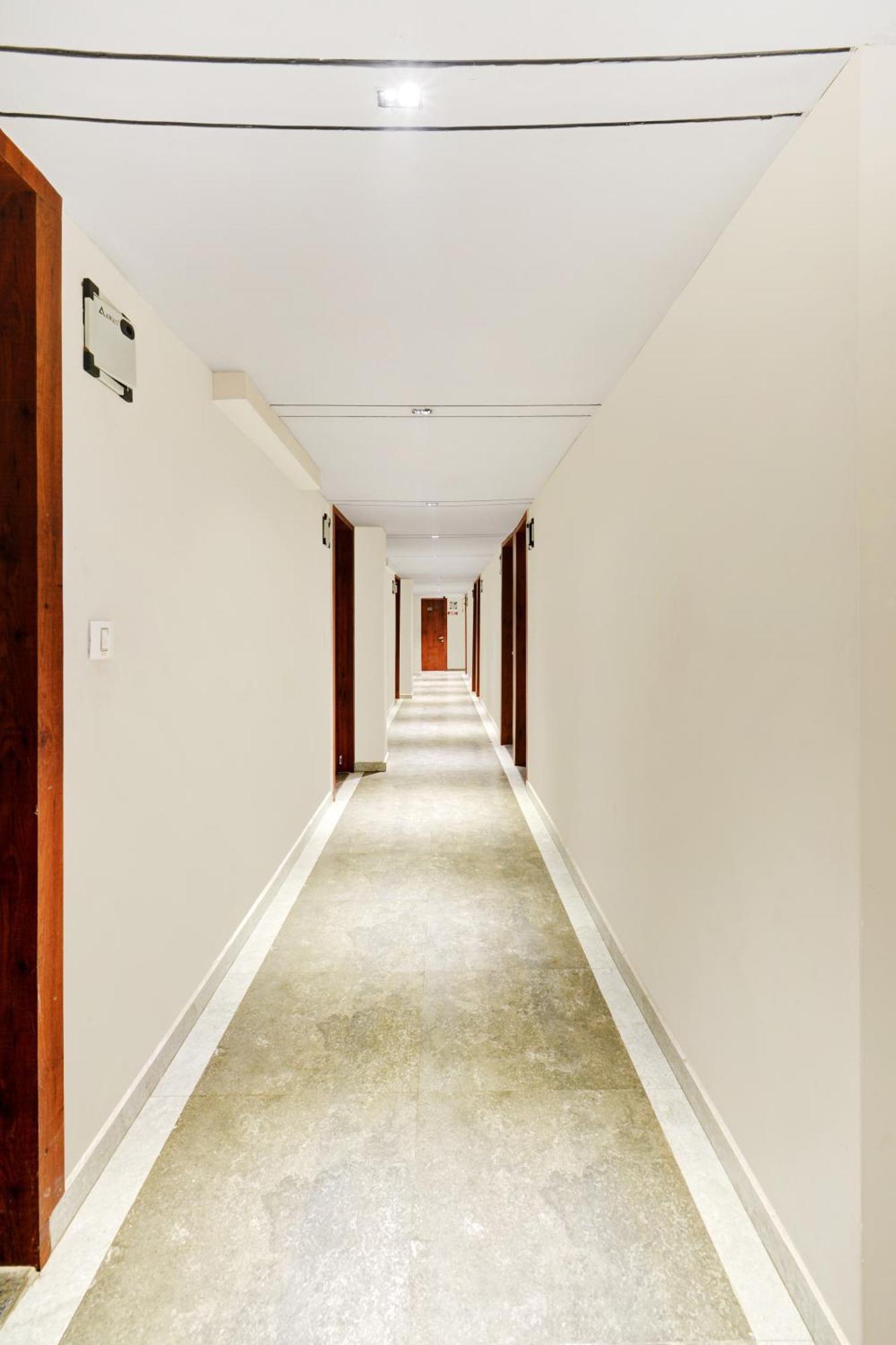 Hotel Desert Inn Tharad 외부 사진